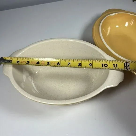 Pfaltzgraff WEIR IN YOUR KITCHEN Yellow Casserole Baking Dish With Lid - Picture 7 of 9